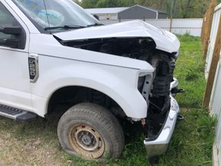 2019 Ford F-250 XL - Exterior Front Right Corner Image
